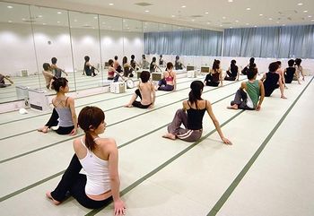 ホットヨガラバ