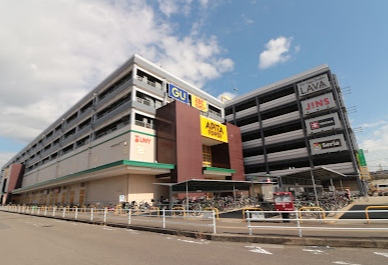 LAVAアピタ新守山店外観（新守山駅徒歩7分）