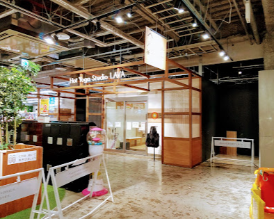 LAVAヨガスタジオ内観