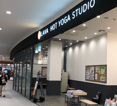 LAVAイオンモール名取店外観