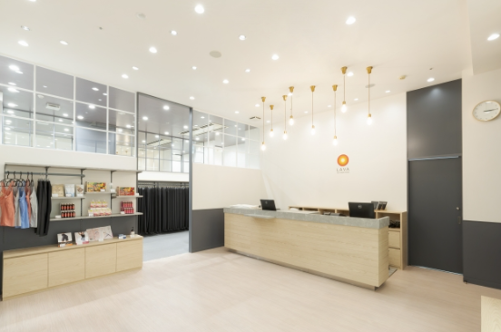 LAVAヨガスタジオ内観