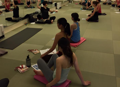 LAVAヨガスタジオ内観