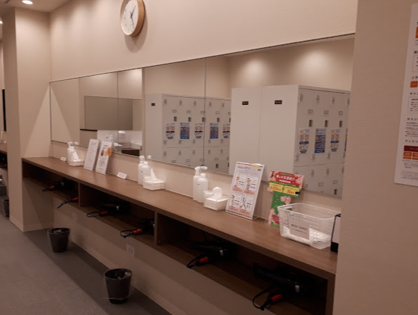 LAVAヨガスタジオ内観