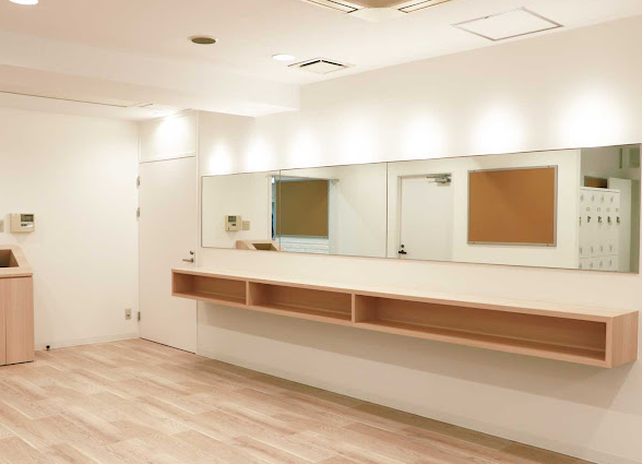 LAVAヨガスタジオ内観