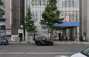 LAVAプレ葉ウォーク店外観