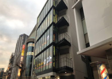 LAVA横浜みなみ西口店外観