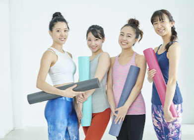 LAVAヨガスタジオ内観