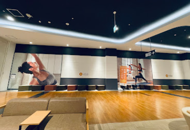 LAVAヨガスタジオ内観