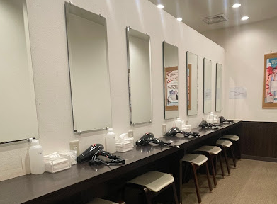 LAVAヨガスタジオ内観