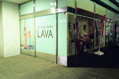 LAVA旭川店外観