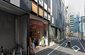 LAVA池袋西口店外観（池袋駅徒歩5分）