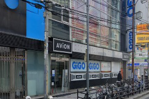 LAVAなんば店外観（南海なんば駅徒歩3分）