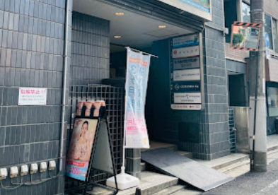 LAVA五反田店外観（五反田駅徒歩3分）