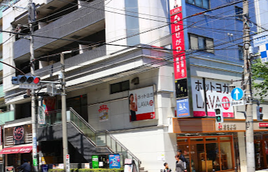 LAVA大泉学園店外観（大泉学園駅徒歩3分）