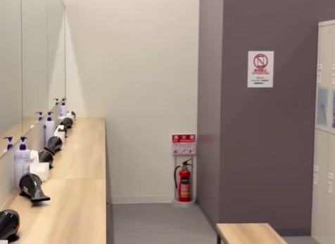 LAVAシティタワー武蔵小杉店 パウダールーム｜清潔感があり仕事帰りにも利用しやすい設備環境