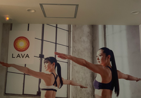 LAVA金山店 外壁｜駅近で分かりやすく、通いやすいホットヨガスタジオ