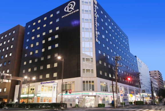 LAVA関内店外観｜羽衣町三丁目交差点付近から見たビル全体イメージ