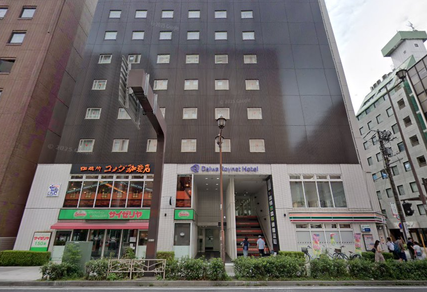 関内駅北口から徒歩3分のLAVA関内店外観イメージ