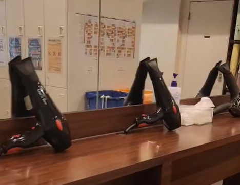 LAVA溝の口店 パウダールーム｜清潔感がありレッスン後も快適に利用できる設備環境