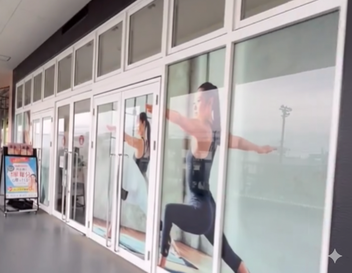 LAVAフレスポ小田原シティーモール店 店舗外装｜西湘バイパス国府津ICから約5分の男女共用ホットヨガスタジオ