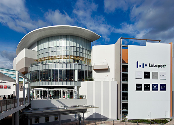 LAVAららぽーと海老名店 外観｜JR相模線 海老名駅直結・改札徒歩3分で通いやすい男女共用ホットヨガスタジオ