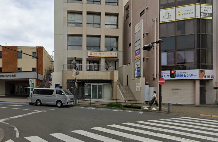 LAVA大和南口店 外観｜小田急江ノ島線・相模鉄道本線 大和駅南口（小田急口）徒歩2分のホットヨガスタジオ