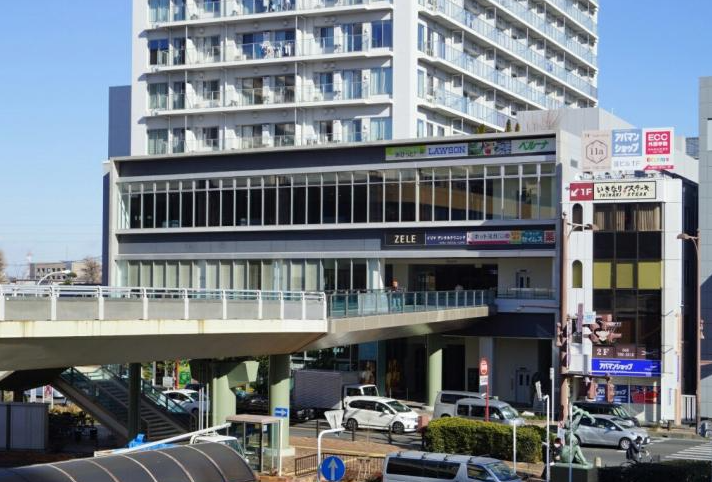 LAVA上尾店 A-GEOタウン2階の店舗外観と看板|JR高崎線上尾駅東口より徒歩1分