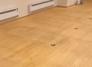 ホットヨガLAVA豊田市駅前店｜天然木の温もりが感じられるウッドストーンスタジオの内観（イメージ）