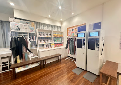 ホットヨガLAVA梅田店の水素水サーバー｜受付フロアに設置された会員向けウォーターサーバー